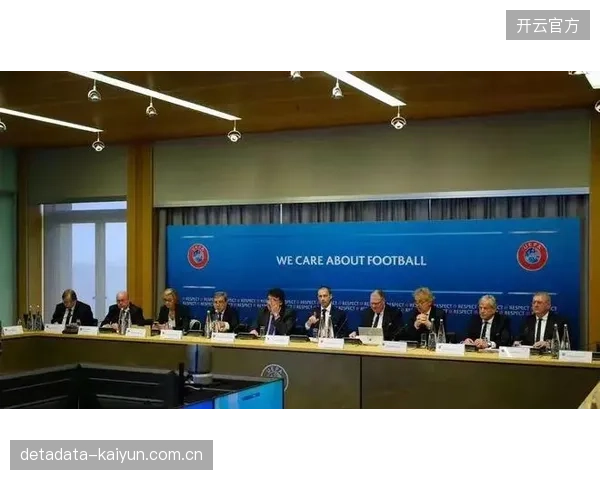 受财政公平法案限制，多家俱乐部需通过出售现有球员来平衡账目。